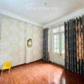Bán nhà tướng quân đội phố Tô Vĩnh Diện - ô tô đỗ cửa 37m2x4 tầng giá chỉ 5. X tỷ, LH 0978757961