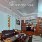 Bán nhà mặt tiền trung tâm du lich Biển quận Sơn trà,Đà Nẵng-Giá 7,8 tỷ-liên hệ Hoàng 0901127005