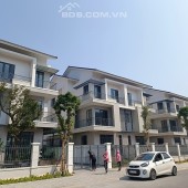 Chính chủ muốn bán villa 180m2 Centa Riverside Từ Sơn giá rẻ.