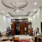 GẦN PHỐ LỚN - NGÕ THÔNG - NHÀ DÂN XÂY - FULL NỘI THẤT -BÁN NHÀ PHÁO ĐÀI LÁNG 35Mx5 TẦNG NHỈNH 4 TỶ