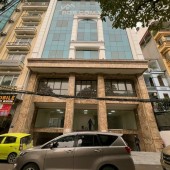VIP nhất phố PHẠM VĂN ĐỒNG - toà nhà 9 tầng lừng lững doanh thu 550tr/ tháng.