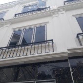Bán nhà Quang Tiến, Nam Từ Liên 35m, 4 tâng, MT 3.5m, giá 3.35 tỷ