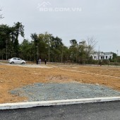 Chính Chủ cần tiền bán gấp mảnh đất gần trung tâm Tân Xã Thạch Thất cạnh đường vành đai CNC Hòa Lạc. DT >60m sổ đỏ, ô tô đỗ, Giá 1,7t