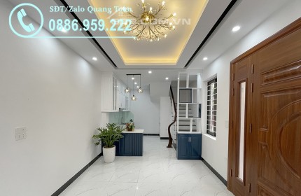 Bán nhà Vân Canh - ngã tư Canh - Xuân Phương DT 32m² x5T 4PN ô tô đỗ gần