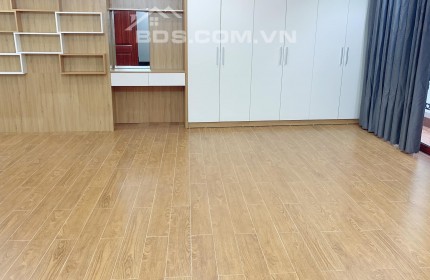 Bán nhà 174m2 Mặt phố , Tây Hồ Kinh doanh đỉnh cao 26.9 tỷ