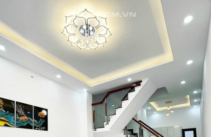 Bán nhà Huỳnh Tấn Phát, Quận 7, 64m2, 2 tầng, hẻm 7m, nhỉnh 5 tỷ