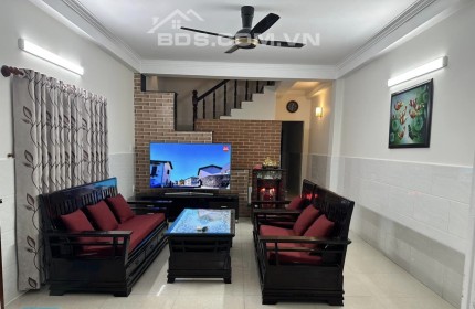 NHÀ HẺM XE HƠI  – LÊ ĐỨC THỌ – SÂN THOÁNG RỘNG – 120 M2 – MỘT CHỦ TỪ ĐẦU - NHÀ ĐẸP VÀO Ở NGAY -  TẶNG TOÀN BỘ NỘI THẤT - CHỈ 5.8 TỶ.