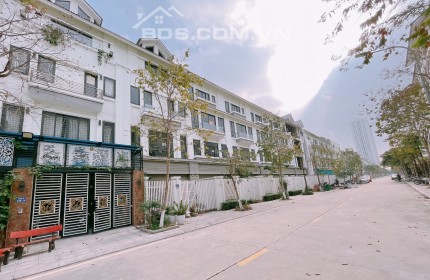 NHÀ VƯỜN KHU A,C,D HOÀN THIỆN SIÊU ĐẸP CẦN CHO THUÊ. LH:0975159666