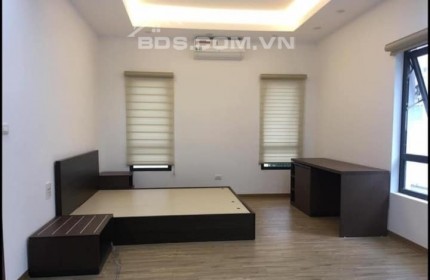 Nhỉnh tỷ có ngay nhà chỉ việc sách vali về ở