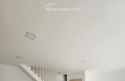 BÁN NHÀ MẶT PHỐ QUẬN HAI BÀ TRƯNG - DT 111M - 2 MẶT TIỀN KD SẦM UẤT