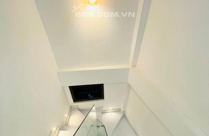 NHÀ ĐẸP THỤY KHUÊ, CỰC GẦN HỒ TÂY, LÔ GÓC 3 THOÁNG, NỘI THẤT XỊN SÒ, XEM CHỐT LIỀN TAY.