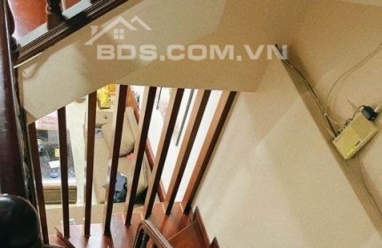 Bán Nhà Huy Văn, TÔN ĐỨC THẮNG. DT 51m2, 4 tầng, mt 4,7m. Giá 6 tỷ