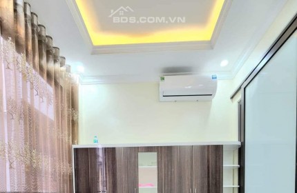 Bán nhà Vĩnh Hưng, 38m2, 4 tầng, xây mới coong, tiện ích xung quanh, giá 3 tỷ. LH: 0973909789 (miễn TG-MG)