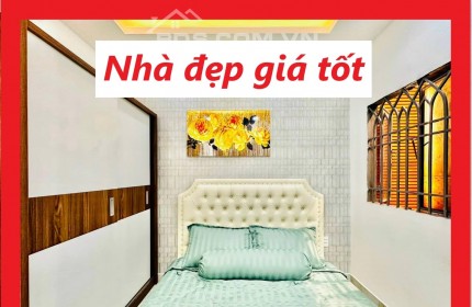 Gần hẻm ô tô, bán nhà 2 tầng đường Nguyễn Tư Giản P12 Gò Vấp giá 3.2 tỷ