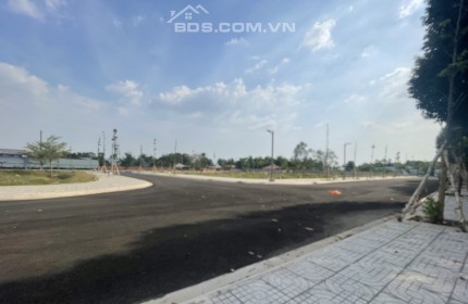 Lô 100m2 SHR,full thổ giá rẻ cách chợ Gò Đen 400m.