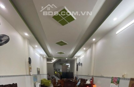 Nhà bán đường Phạm Văn Bạch, 3 tầng, 100m2, HXH, 8.x tỷ