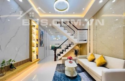 Chính chủ bán nhà đường Đinh Tiên Hoàng, phường 3, Bình Thạnh, 4x12m, trệt 2 lầu, sân thượng, mới đẹp