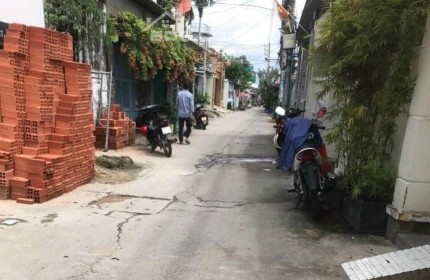 BÁN NHÀ MỚI HẺM XE HƠI  ĐƯỜNG HUỲNH TÁN PHÁT, TT NHÀ BÈ, CHỈ 4 TỶ 700TR DỌN VÀO Ở NGAY.