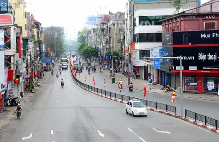 Cực hiếm Chùa Bộc, Đống Đa, Chỉ 1.350 tỷ, Lô Góc 3 thoáng – Ô tô đỗ trước nhà – Kinh Doanh
