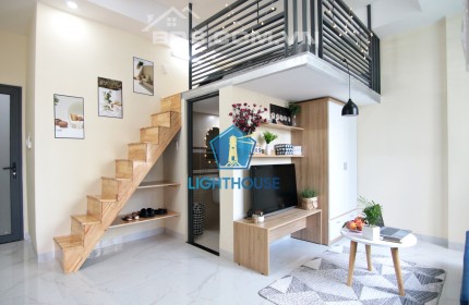 Duplex ban công rộng rãi đủ tiện nghi gần Hutech Hàng Xanh