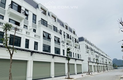 Hàng Shophouse phiên bản giới hạn dự án La Emera Khe Cá Hạ Long, 78m2,xây sẵn 4.5 tầng,đường 17m trước nhà, giá bán chỉ 5.14 tỷ,ở ngay, sổ đỏ lâu