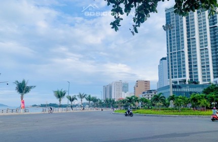 Bán lô mặt tiền biển Phạm Văn Đồng - Nha Trang - Ngang 26m - Gía tốt