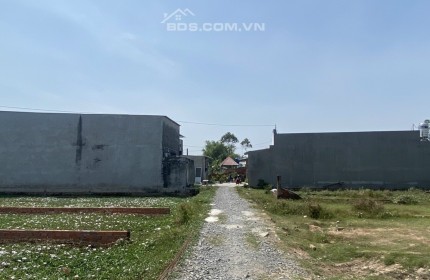 Bán 130m2 full thổ vị trí đẹp ngay Thị Trấn Đức Hoà, SHR chỉ 1,350 tỷ LH 0906368039