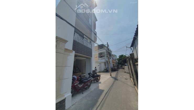 Chính chủ gửi bán nhà 1 trệt 3 lầu nhà mới đường Nguyễn Trường Tộ, Vũng Tàu, giá cực hot!!!