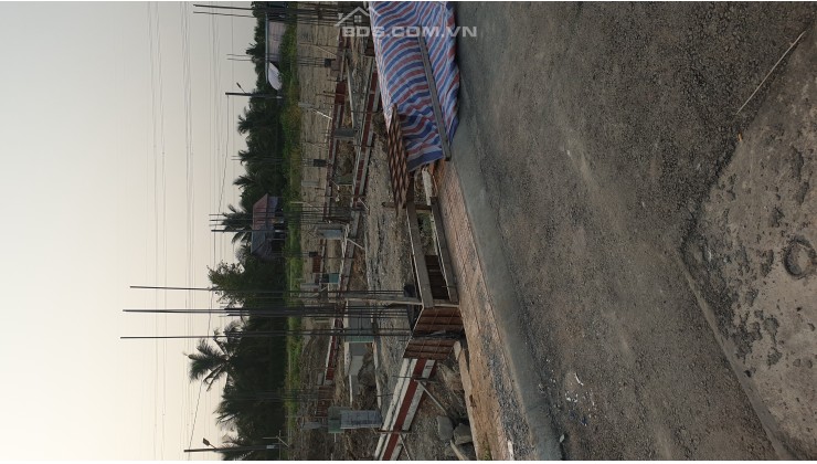 Bán nhà mặt phố giá rẻ,xã Thân Cửu Nghĩa, huyện Châu Thành,Tiền Giang.