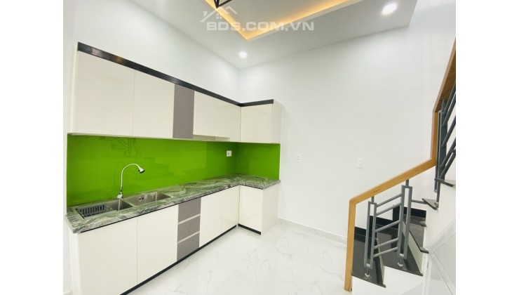 Nhà Bán, Chỉ 3 TỶ5 - 37m2 - 2 Tầng, Dương Thiệu Tước,Tân Phú.