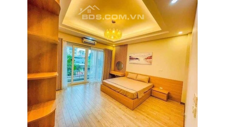 Bán nhà Cầu Giấy-Trung Kính to, lô góc 17m mặt tiền, dt 68m x 4 tầng, Phân lô ôtô tránh, kd vp, 24 tỷ.