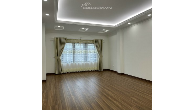 Bán nhà Nghĩa Tân, 52m2, 5T thang máy, Giá chỉ 12,5 tỷ, Gara, Ô tô tránh, Nhà mới, KDVP