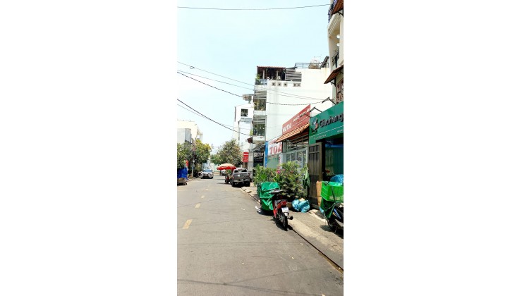 CHỦ CẦN BÁN GẤP CĂN NHÀ CẤP 4 ĐỂ CHỮA BỆNH CHỈ 138TR/M2 CÁCH MẶT TIỀN NGUYỄN THỊ THẬP 20M. VỚI DIỆN TÍCH 85M2, ĐƯỜNG LỚN XE TẢI TRÁNH NHAU PHƯỜNG