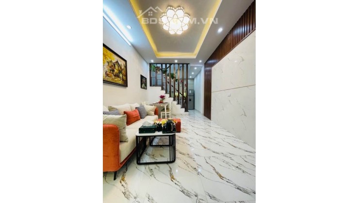 Bán Nhà Trương Định,32m2,4T,3PN, gần phố,hộ khẩu 2 bà trưng, nhà dân xây, nhỉnh 3 tỷ, có thương lượng