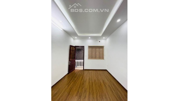 Bán Nhà Trương Định,32m2,4T,3PN, gần phố,hộ khẩu 2 bà trưng, nhà dân xây, nhỉnh 3 tỷ, có thương lượng