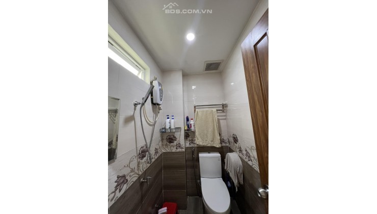 Bán nhà Mặt tiền Phó Đức Chính, P.1 Bình Thạnh, 41m2 (4m x 10m) 3 tầng 3PN 3WC