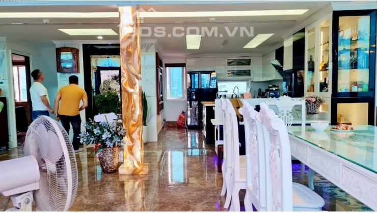 TOÀ BUILDING NGUY NGA - MẶT PHỐ PHAN VĂN TRƯỜNG - MẶT TIỀN RỘNG VIP NHẤT PHỐ - NỘI THẤT ĐẲNG CẤP