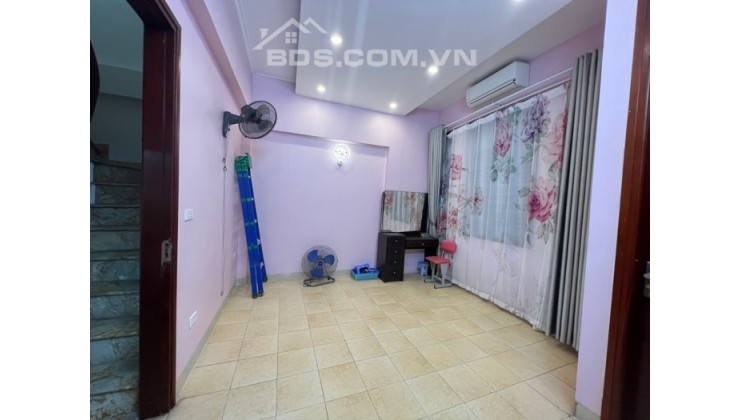 Bán Nhà Tây Sơn – Ngõ Nông  28m2 3Tỷ