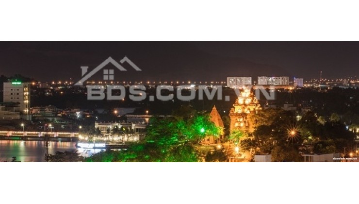 Nhà đường Thích Quảng Đức VCN Phước Hải Nha Trang Cần bán hay cho thuê