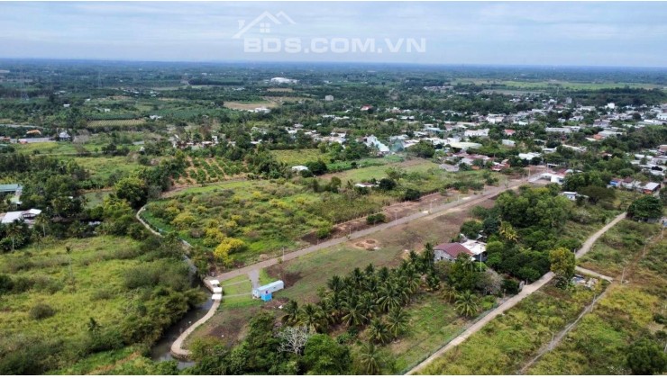 Đất biệt thự vườn ngay UBND Sông Thao - Trảng Bom - Đồng Nai, 1,2 tỷ/lô, Sổ sẵn