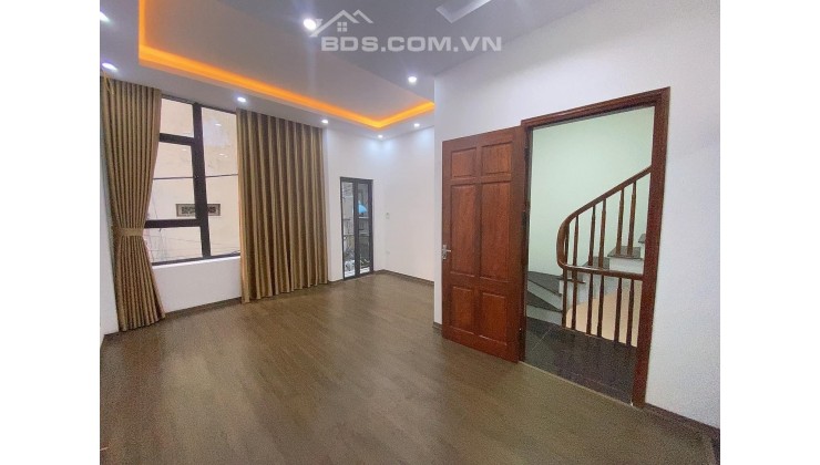 Bán nhà đường Trần Phú, Văn Quán, Hà Đông DT 40m2x5T, giá 3 tỷ 850.