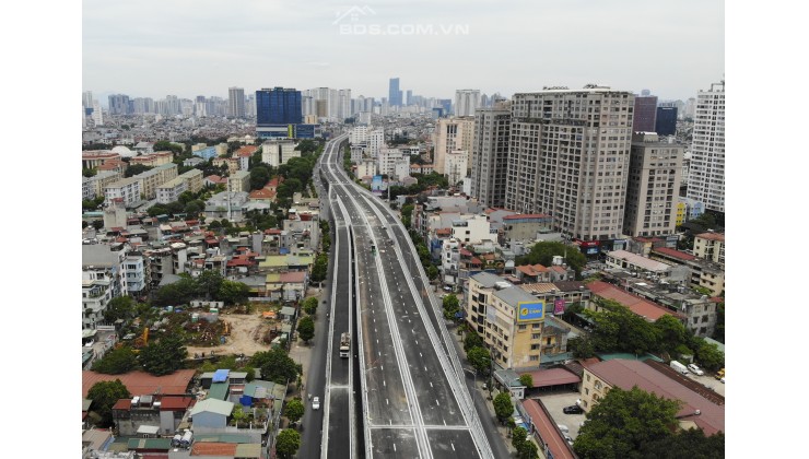 Đất rẻ nhất Trường Chinh 60m2 ,tặng nhà 3 tầng,Ngõ 7 chỗ vào nhà .1 phút ra Trường Trinh,giá 135t/m