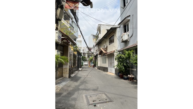 Bán Nhà đường Hoàng Hoa Thám quận Bình Thạnh diện tích 28m2 giá thương lượng
