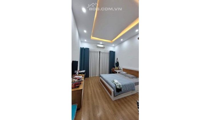 BÁN NHÀ MINH KHAI, Ô TÔ ĐỖ CỬA, Ở LUÔN,KINH DOANH 40M2 GIÁ CHỈ 5.5 TỶ