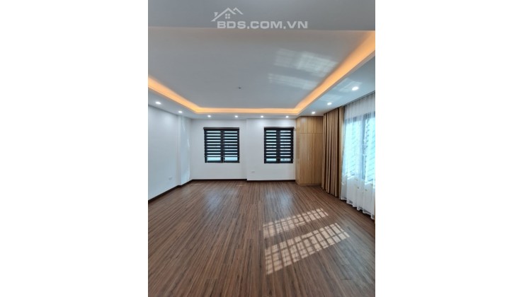 BÁN NHÀ VÕ THỊ SÁU, Ô TÔ ĐỖ CỬA,,AN NINH,DÂN TRÍ CAO,LÔ GÓC Ở LUÔN, 30M2 GIÁ CHỈ 4 TỶ