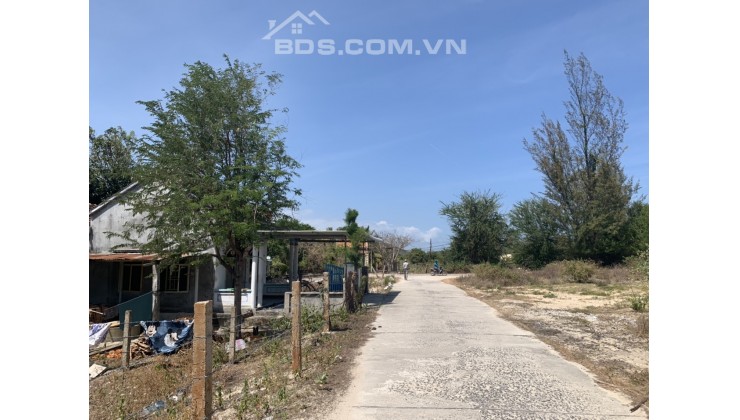 Cần bán lô đất tái định cư gần mặt biển Dốc Lết, phường Ninh Hải, Ninh Hoà