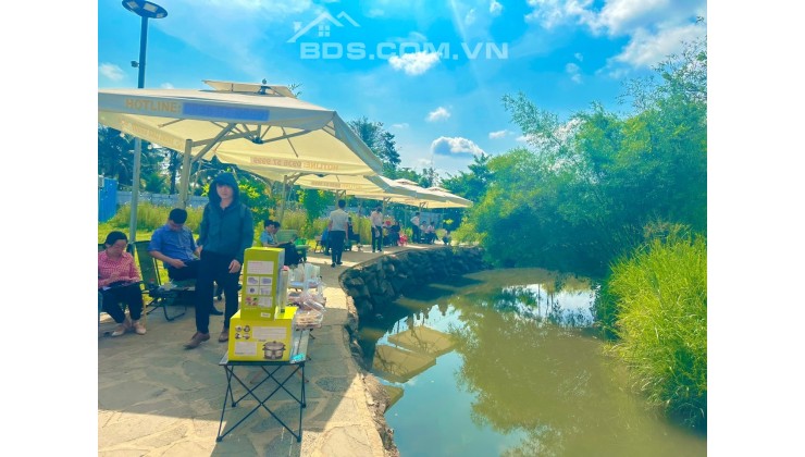 Đất biệt thự sân Vườn Ngã 3 Cao Tốc Dầu Giây ,319 m2  view suối cực đẹp.