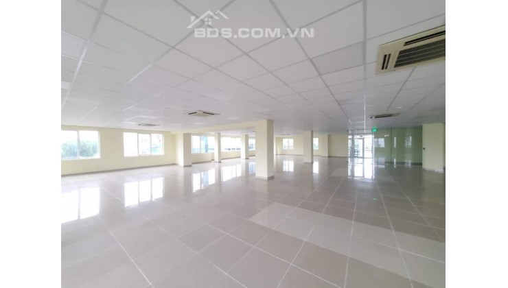 Cho thuê văn phòng, mặt bằng kinh doanh đường Láng, 135m2, 38 TRIỆU