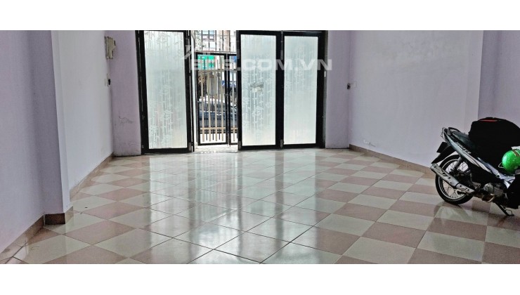 Bán nhà mặt tiền Phạm Hùng Cẩm Lệ 3 tầng 110m2 chỉ nhỉnh 6 tỷ.