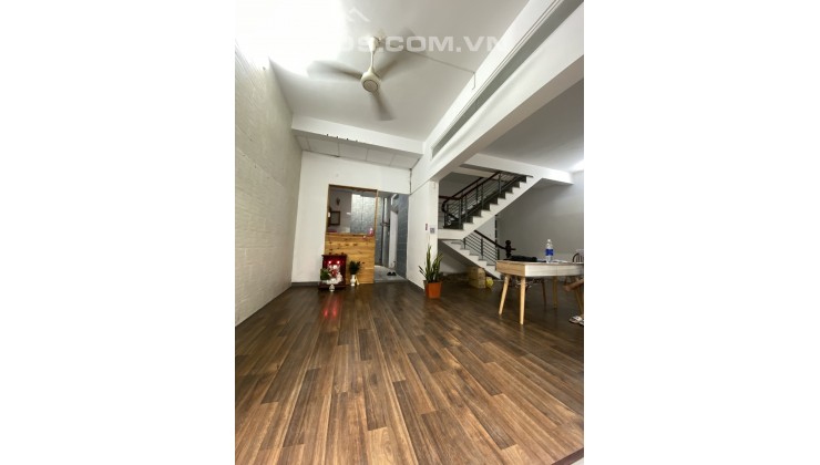 Hoàng Hoa Thám, OTO vào nhà, 8x13.5m, Khu VIP, Hẻm nhựa 10m, 18.6 Tỷ TL